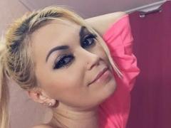 MissblondeX1 - blond female webcam at ImLive