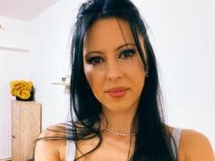 MollyA from xLoveCam