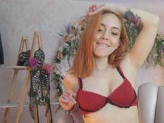 MollyMarmalade - female with  small tits webcam at xLoveCam