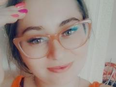 MolyKiss - female with brown hair and  big tits webcam at xLoveCam