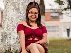 MorganMoretz - female webcam at xLoveCam