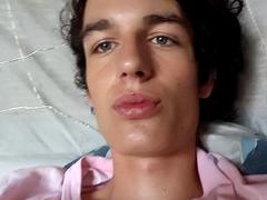 MrSnatchyoHollyWater - male webcam at xLoveCam