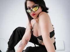 MurieWeiss - female with black hair and  small tits webcam at xLoveCam