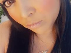 NadiaBaudX - female with black hair webcam at xLoveCam