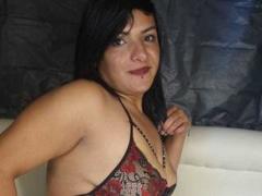 NaiaCristal - female with black hair webcam at xLoveCam