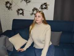 LouiseDunce - blond female webcam at LiveJasmin