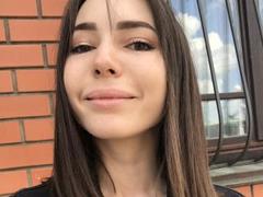 NanetteCandy - female with brown hair webcam at xLoveCam