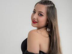 NaomyAdamss - female with brown hair and  big tits webcam at xLoveCam