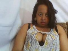 NathalieLove69 from xLoveCam