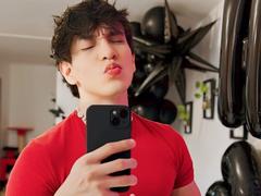 NeythanBlaze - male webcam at xLoveCam