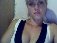 NicolLoveJoyX - blond female webcam at xLoveCam