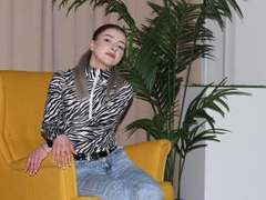 NoraButler - blond female with  small tits webcam at xLoveCam