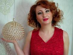 SoniaEllise - female with brown hair and  big tits webcam at xLoveCam
