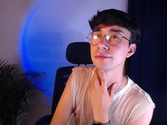 OliverHot69 - male webcam at xLoveCam