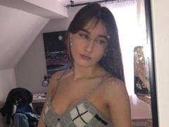 Oliwia - female webcam at xLoveCam