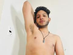 OscarLeto - male webcam at xLoveCam