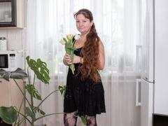 OVanessaHotly - female with red hair webcam at xLoveCam