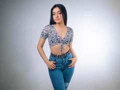 PauletteRose - female with black hair webcam at xLoveCam