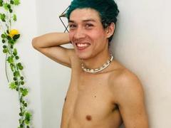 PervertsToys - male webcam at xLoveCam