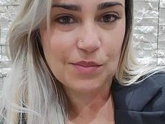 PhoenixBelle69 - blond female webcam at xLoveCam