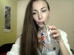 Mayolly - female with brown hair webcam at ImLive