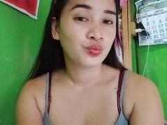 PrettyGrace from xLoveCam