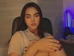 PrincessKylie - shemale with black hair and  small tits webcam at xLoveCam