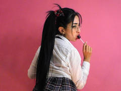 DanielaPreston - female with black hair webcam at LiveJasmin