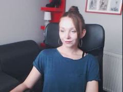 QueenZoe - female with brown hair and  small tits webcam at xLoveCam