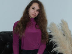 RachelBloom - blond female webcam at xLoveCam