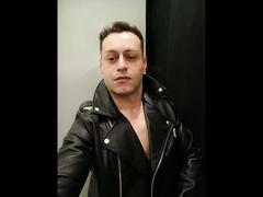 ramon-hot - male webcam at xLoveCam