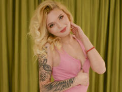 RenateNerry - blond female with  small tits webcam at LiveJasmin