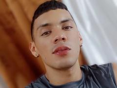 RonalSkinny - male webcam at xLoveCam