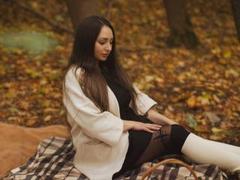 RosettaAbigale - female with brown hair and  big tits webcam at LiveJasmin