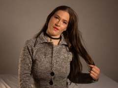 RoxanaKenn - female with brown hair and  small tits webcam at xLoveCam