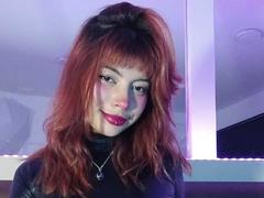 RoyalLuyury - female with red hair webcam at xLoveCam