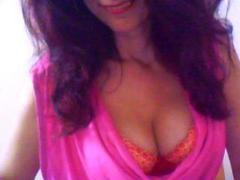 Rrhedaa - female with red hair webcam at xLoveCam