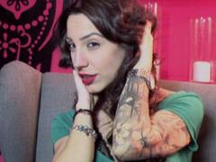 RubinRossey - female with brown hair webcam at xLoveCam