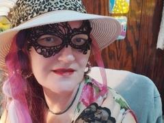 Sabrhina - female webcam at xLoveCam