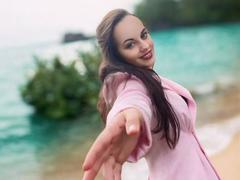 SabrinaLavv - female with brown hair and  big tits webcam at xLoveCam