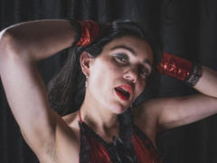 Saharamk25 - female with black hair and  big tits webcam at ImLive