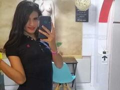 SalmaTonsson - shemale with black hair webcam at xLoveCam