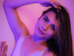 SalomeFoxys - shemale webcam at xLoveCam