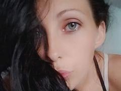 SamXFrenchie - female with brown hair webcam at xLoveCam