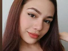 SamanthaHarper - female with brown hair and  big tits webcam at xLoveCam