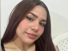 SamanthaHarper - female with brown hair and  big tits webcam at xLoveCam