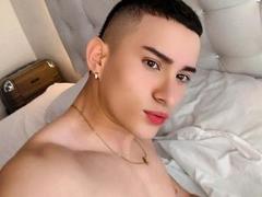 SantiagoXoxo - male webcam at xLoveCam