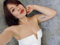 SaraKleine - female webcam at xLoveCam