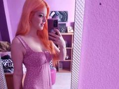 SaraKroft-hot - female with red hair webcam at xLoveCam