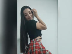 SarahGood - female with black hair and  small tits webcam at xLoveCam